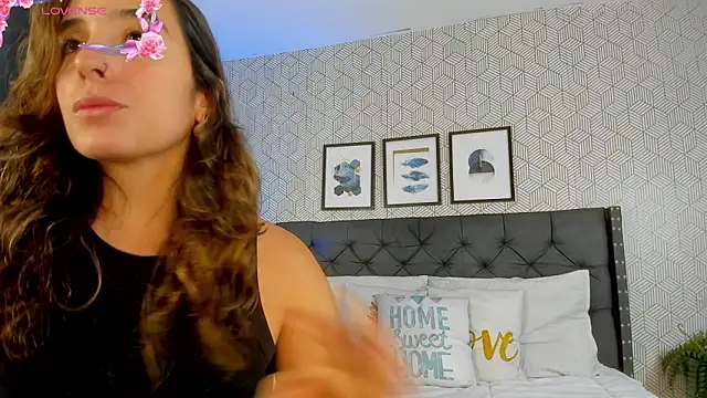 emma  smith1 online show from March 10, 2025, 1:00 pm