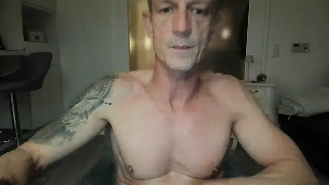 dirks71 online show from December 2, 2025, 6:31 pm