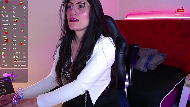 Rapunzeell  online show from March 9, 2025, 12:53 pm