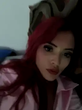 Snapshot of lady_scarlettt chatting on December 29, 2024, 2:52 pm lady scarlettt online show from December 29, 2024, 2:52 pm