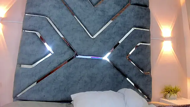 LucciaPorter online show from March 31, 2026, 1:57 pm