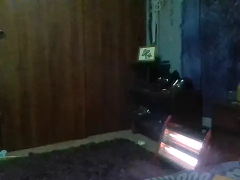 Snapshot of Fo0xybby chatting on May 6, 2026, 11:42 pm Fo0xybby online show from May 6, 2026, 11:42 pm