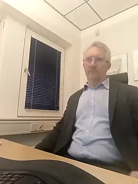 Snapshot of tom-swede chatting on January 16, 2025, 3:34 pm tom-swede online show from January 16, 2025, 3:34 pm