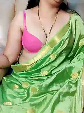 Traditional Housewife  online show from January 19, 2025, 3:53 pm