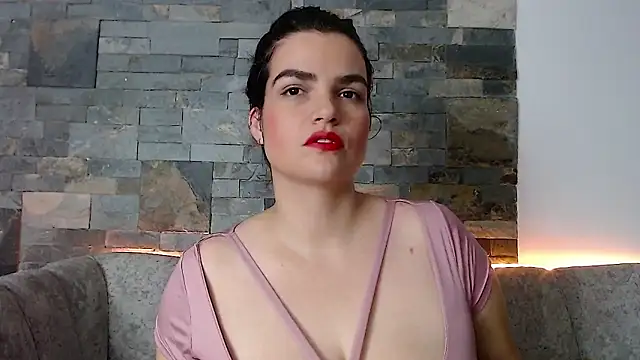 Snapshot of passionate_love22 chatting on February 10, 2026, 3:38 am passionate love22 online show from February 10, 2026, 3:38 am