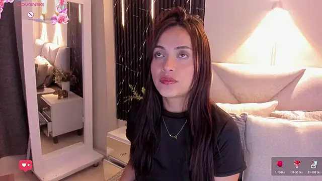 Snapshot of katrina_kaif_x chatting on May 18, 2026, 7:18 pm katrina kaif x online show from May 18, 2026, 7:18 pm