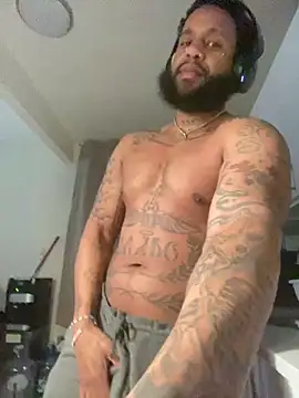 MilkyMontana online show from April 12, 2026, 12:58 am