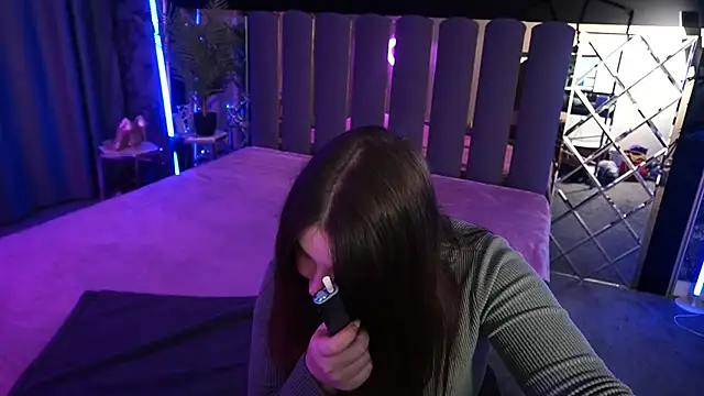 RosieMoons online show from November 4, 2025, 8:23 pm