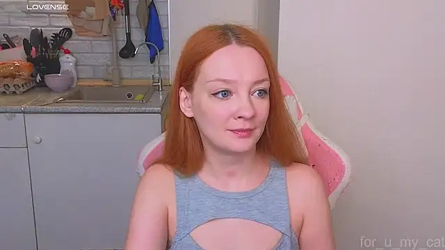 Snapshot of Radiants_two chatting on May 10, 2026, 2:52 pm Radiants two online show from May 10, 2026, 2:52 pm