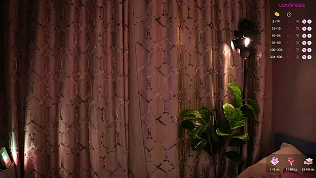 Snapshot of askaudrey_ chatting on November 13, 2025, 5:39 pm askaudrey online show from November 13, 2025, 5:39 pm