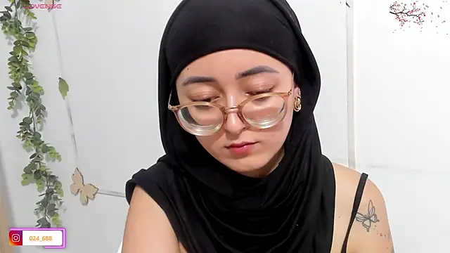Snapshot of aysel_elid chatting on June 7, 2026, 9:53 pm aysel elid online show from June 7, 2026, 9:53 pm