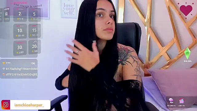 ChloeHarper  online show from November 6, 2025, 6:34 pm