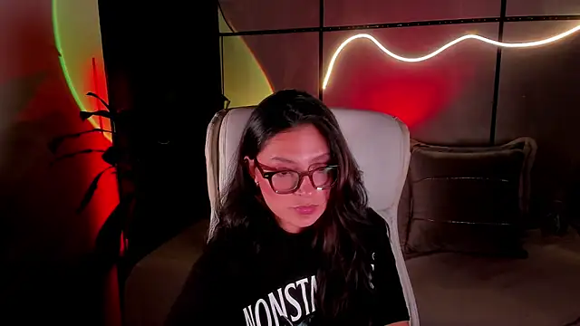 Gia Mazzon online show from February 19, 2026, 6:16 pm