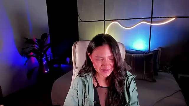 Gia Mazzon online show from February 9, 2026, 2:59 pm