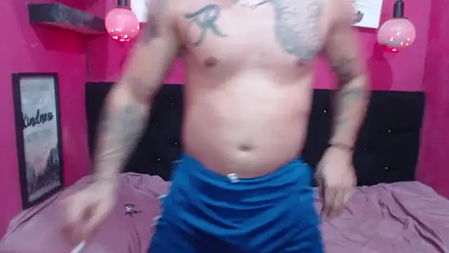 master monstercock  online show from February 18, 2026, 5:05 am