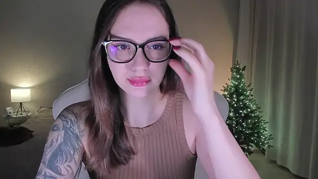 Sonia moon  online show from December 29, 2024, 1:24 am
