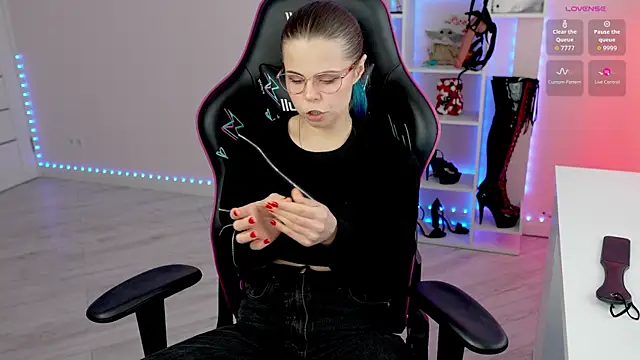 Snapshot of Latex_Kitty chatting on June 16, 2026, 3:12 pm Latex Kitty online show from June 16, 2026, 3:12 pm