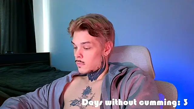 DENIS HERE online show from April 22, 2026, 10:55 am