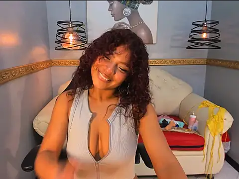 Naomi Tylers online show from November 20, 2025, 12:22 am