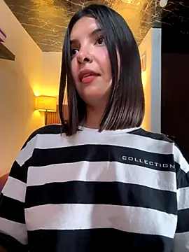 FoxyMx online show from October 18, 2025, 4:03 am