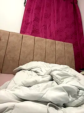Snapshot of cristel_17 chatting on December 9, 2024, 1:40 am cristel 17 online show from December 9, 2024, 1:40 am