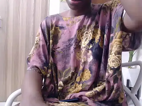 Snapshot of black___ghodess chatting on June 5, 2026, 6:29 am black ghodess online show from June 5, 2026, 6:29 am