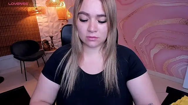 meliboobs  online show from October 10, 2025, 11:05 pm