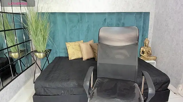 meliboobs  online show from January 10, 2026, 3:35 am