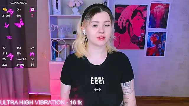 cutie mili online show from February 24, 2025, 3:23 am