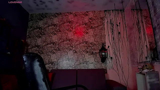 irregular fetish  online show from February 20, 2025, 8:03 pm