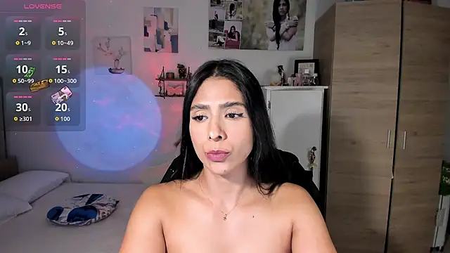 VeronikaOlsen online show from October 19, 2025, 2:14 am