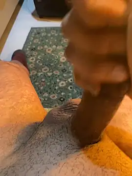 Snapshot of azginnn35 chatting on March 4, 2026, 1:35 am azginnn35 online show from March 4, 2026, 1:35 am