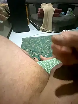 azginnn35 online show from December 14, 2025, 2:18 am