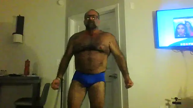 Snapshot of chainjulious chatting on June 24, 2026, 9:34 pm chainjulious online show from June 24, 2026, 9:34 pm