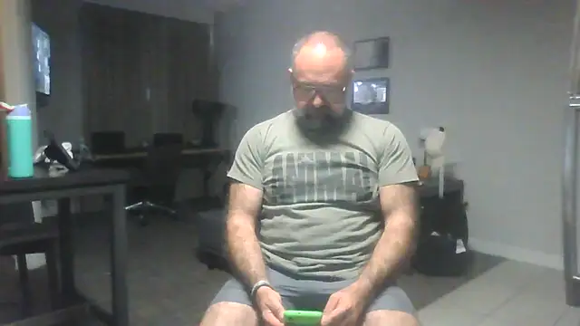 Snapshot of chainjulious chatting on July 9, 2026, 11:37 pm chainjulious online show from July 9, 2026, 11:37 pm