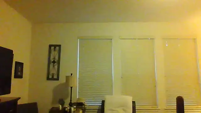 Snapshot of chainjulious chatting on June 10, 2026, 12:50 pm chainjulious online show from June 10, 2026, 12:50 pm