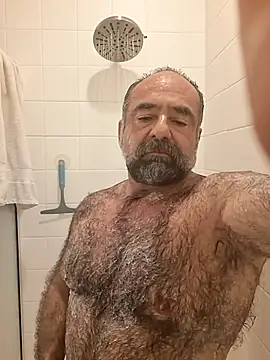 Snapshot of chainjulious chatting on June 17, 2026, 5:23 pm chainjulious online show from June 17, 2026, 5:23 pm