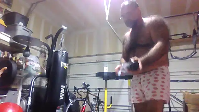 chainjulious online show from October 8, 2025, 12:50 pm