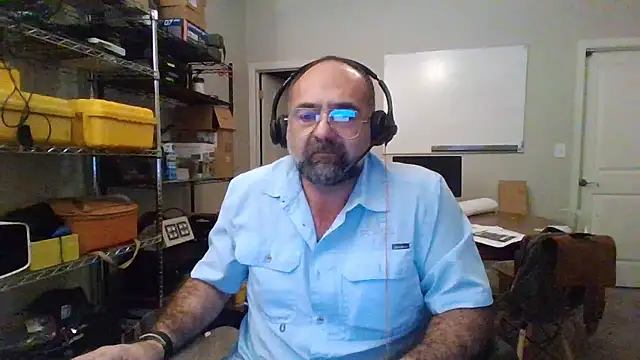 chainjulious online show from December 6, 2024, 6:44 pm