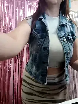 Mia Novikov online show from March 12, 2026, 4:11 pm