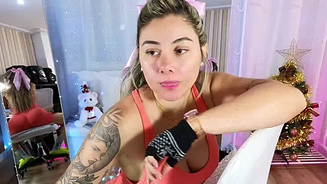 Tawny cox online show from December 2, 2025, 9:55 am