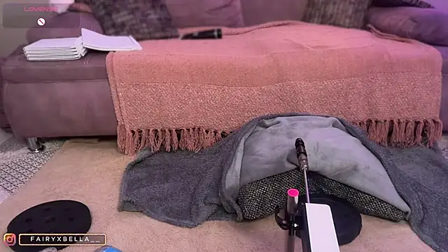 xxbabyxgiiirlxx online show from November 8, 2025, 9:07 pm