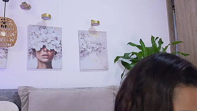 katie cruz online show from April 2, 2026, 11:06 am