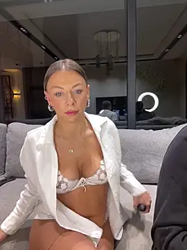 SexOnMyLvL online show from October 15, 2025, 7:44 pm