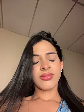 violetta-brown1 online show from April 23, 2026, 2:40 am