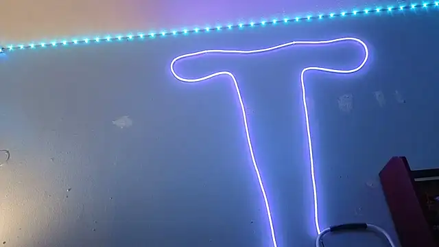 kittykat 1999xh online show from October 1, 2025, 4:39 am