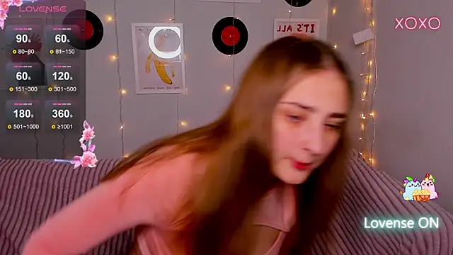 Snapshot of MilliStrii chatting on January 9, 2026, 12:39 am MilliStrii online show from January 9, 2026, 12:39 am