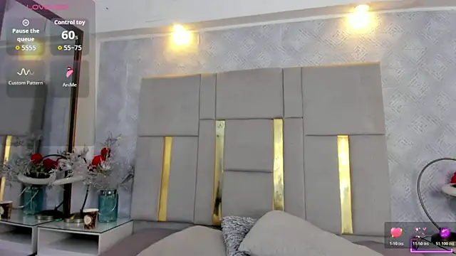 Camilaa Sanchez  online show from October 20, 2025, 11:33 am