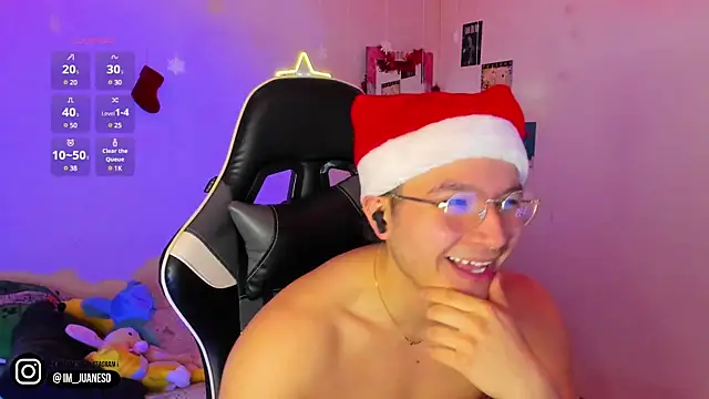 AustinSummerr online show from December 23, 2024, 12:41 pm