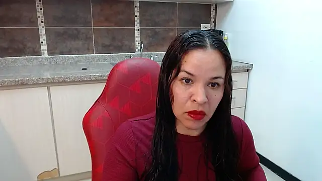 Snapshot of Lizeth_Bels chatting on November 8, 2025, 10:24 pm Lizeth Bels online show from November 8, 2025, 10:24 pm
